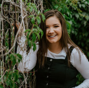 Meet your Posher, Alyssa